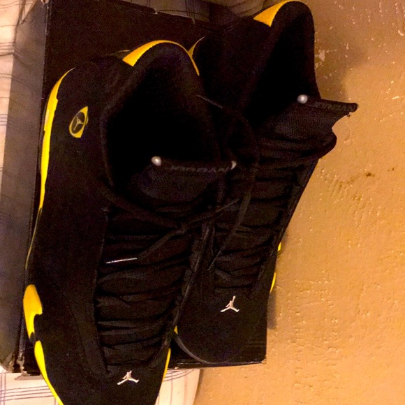 AIR JORDAN 14 RETRO THUNDER - Picture 3 of 3